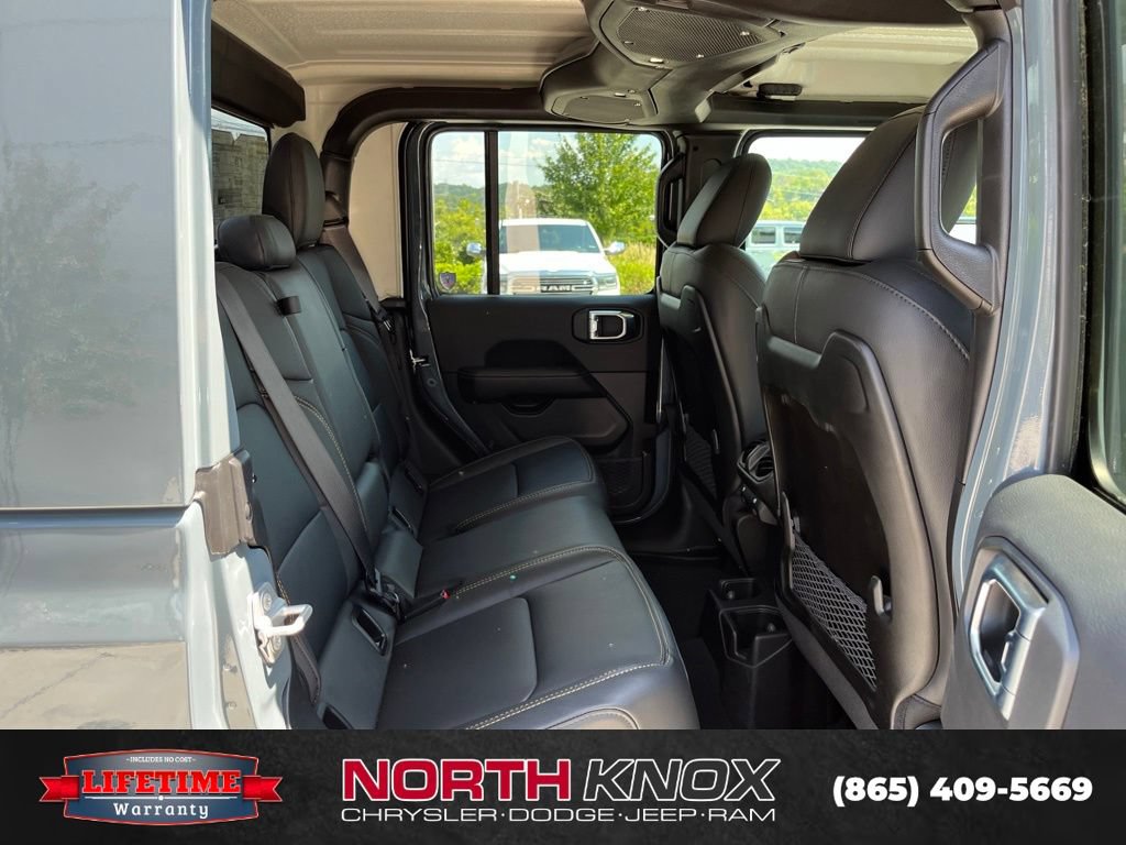 New 2026 Jeep Gladiator Sport AWD/4WD image 23