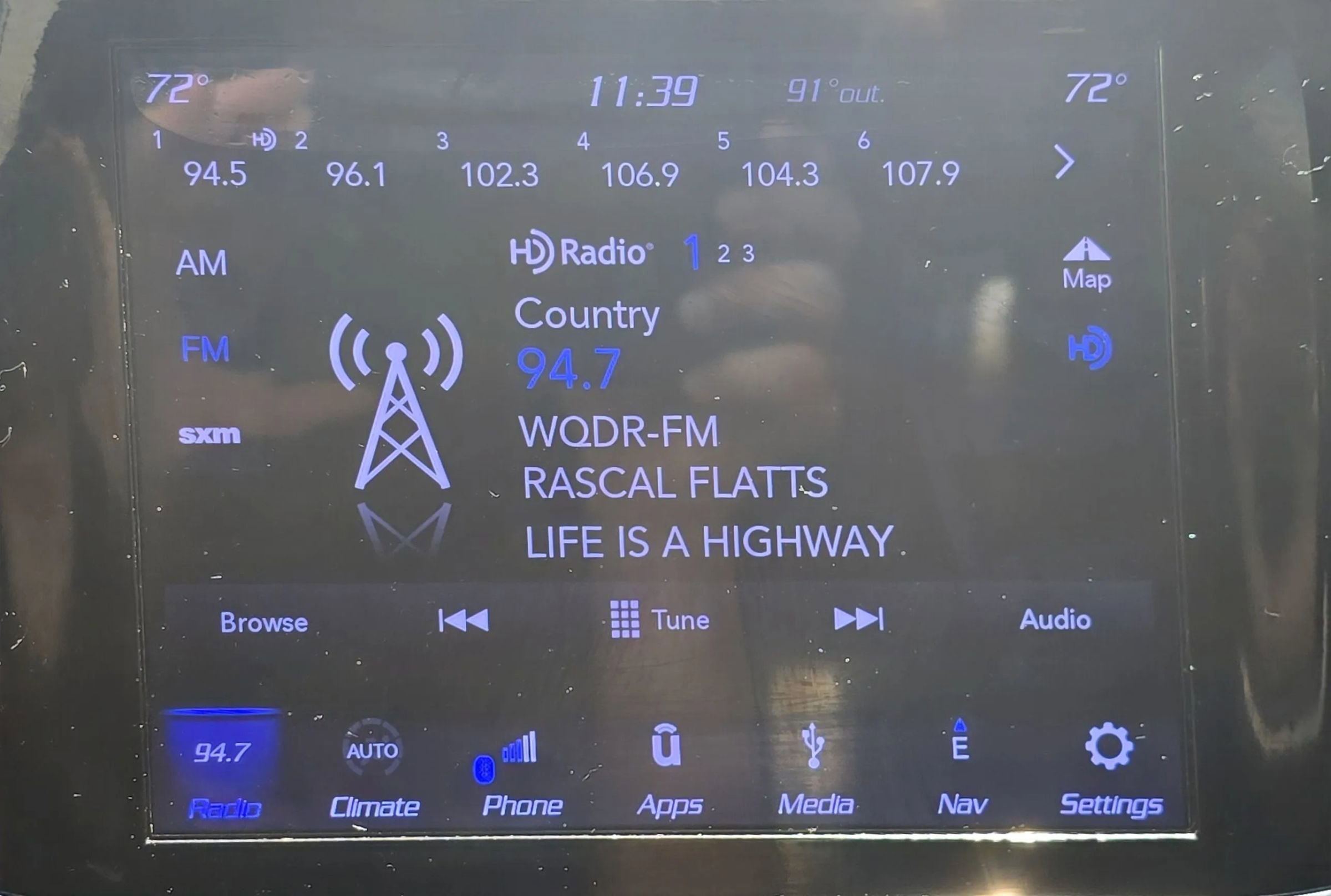 Used 2019 Jeep Grand Cherokee Limited image 27