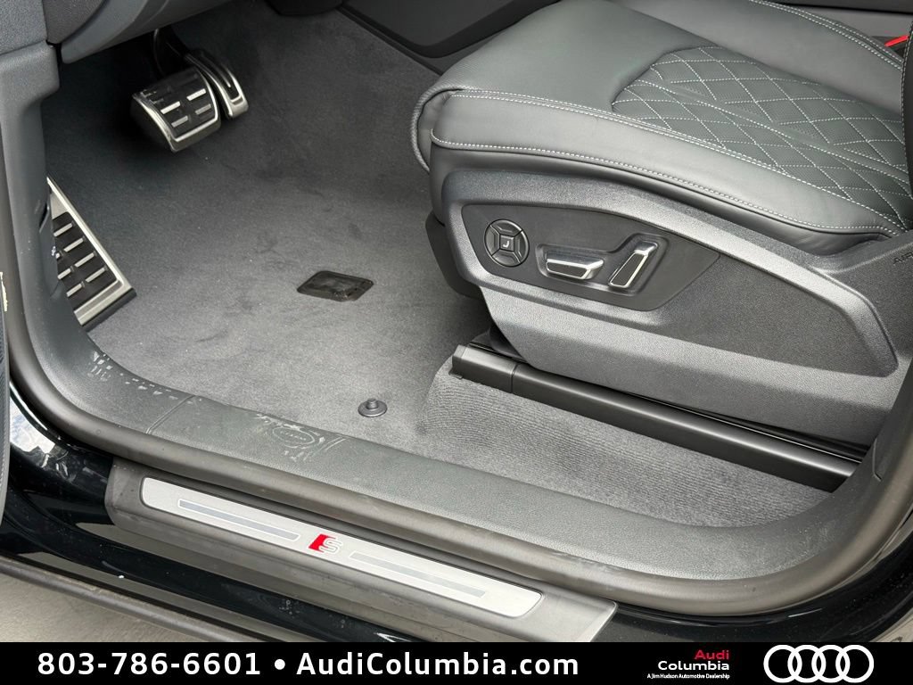 New 2026 Audi SQ8 Prestige AWD/4WD image 18