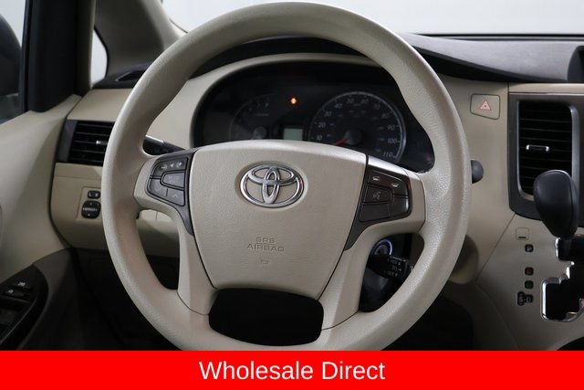 Used 2011 Toyota Sienna LE FWD image 11