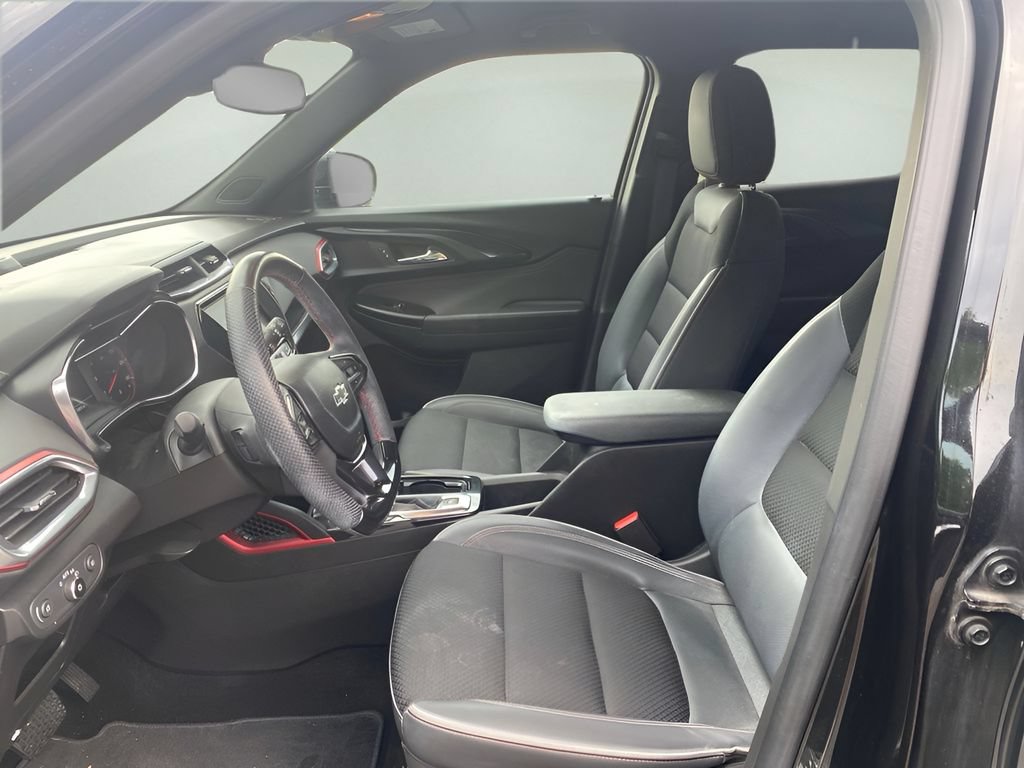 Used 2023 Chevrolet TrailBlazer RS w/ Convenience Package AWD/4WD image 14