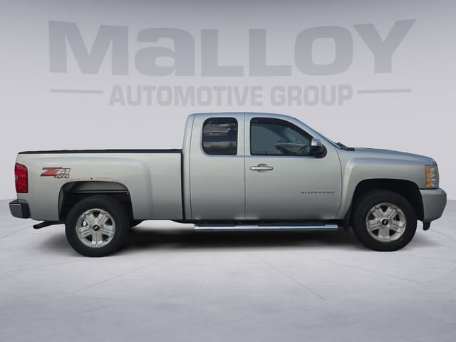 Used 2010 Chevrolet Silverado 1500 LT w/ Power Pack Plus AWD/4WD image 6