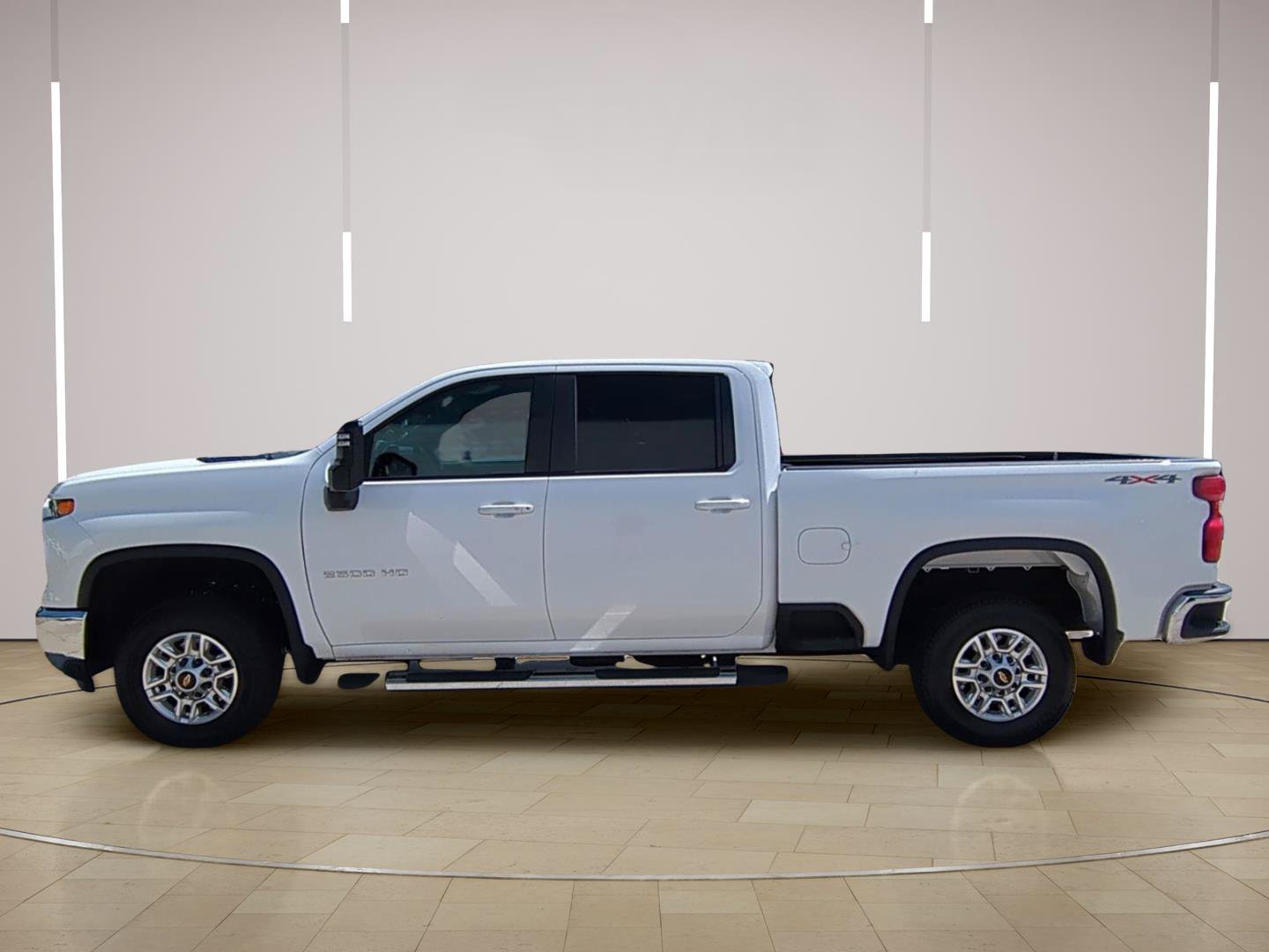 Used 2025 Chevrolet Silverado 2500 LT w/ Convenience Package AWD/4WD image 3