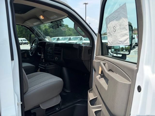 New 2026 Chevrolet Express 3500 w/ Power Convenience Package RWD image 25