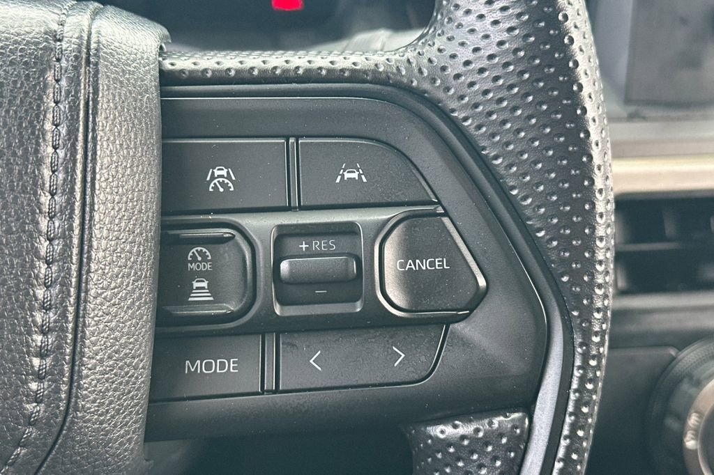 Used 2025 Toyota Tacoma SR5 image 26