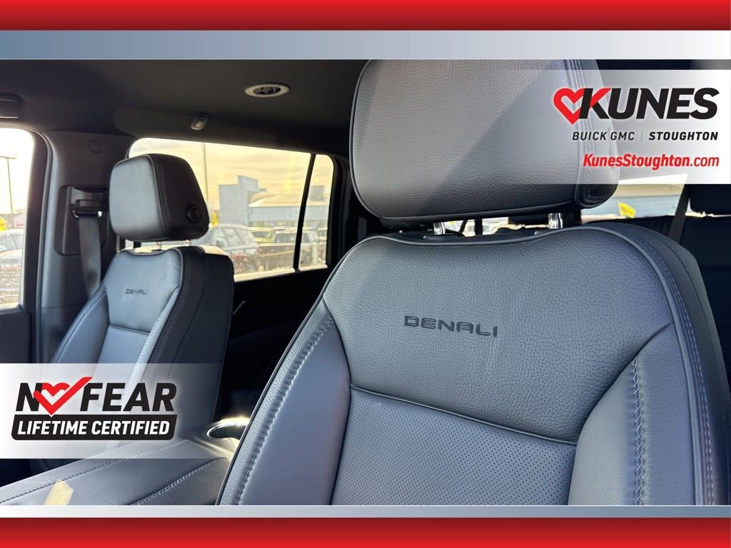 Used 2025 GMC Yukon XL Denali image 24