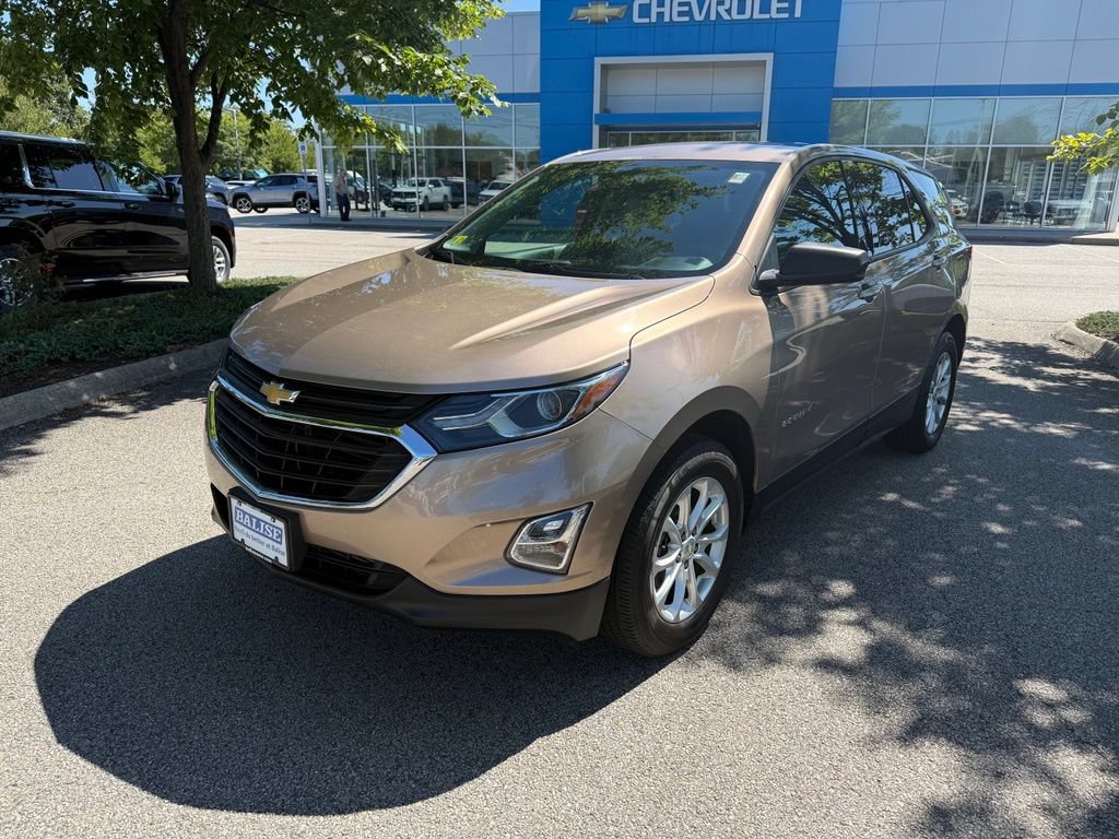 Used 2019 Chevrolet Equinox LS w/ LS Convenience Package AWD/4WD image 9