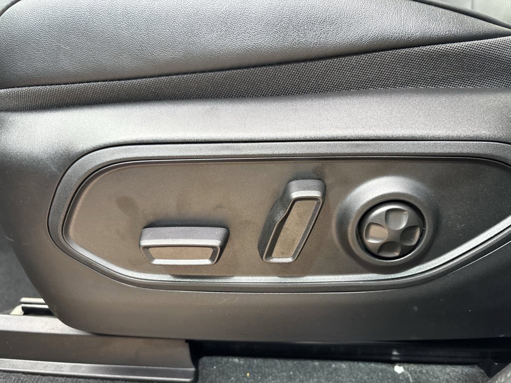 New 2026 Jeep Grand Cherokee Limited AWD/4WD image 24