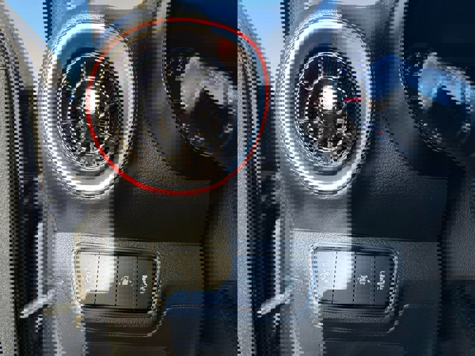 Used 2019 Kia Forte Sedan image 16