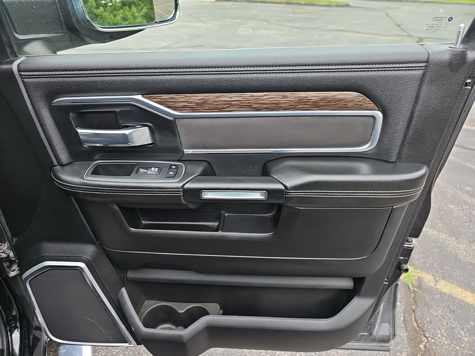 Used 2019 RAM 2500 Laramie AWD/4WD image 15