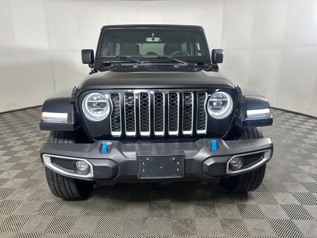 Used 2022 Jeep Wrangler Unlimited Sahara w/ Cold Weather Group image 8