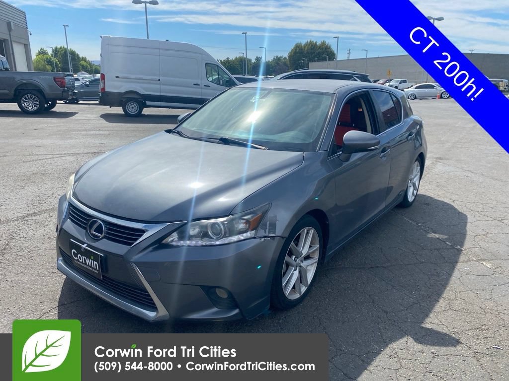 Used 2016 Lexus CT 200h w/ Accessory Package 2 FWD image 4