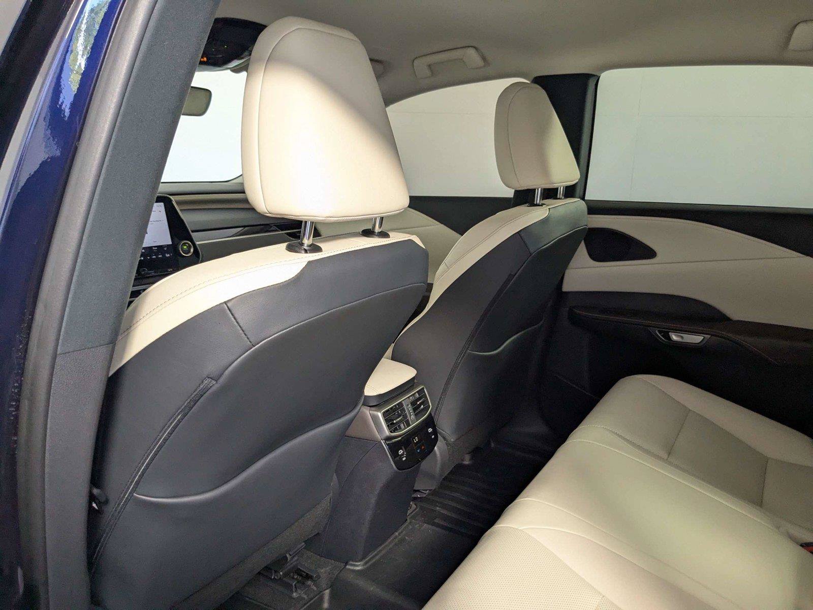 Used 2024 Lexus RX 350 FWD w/ Technology Package image 37