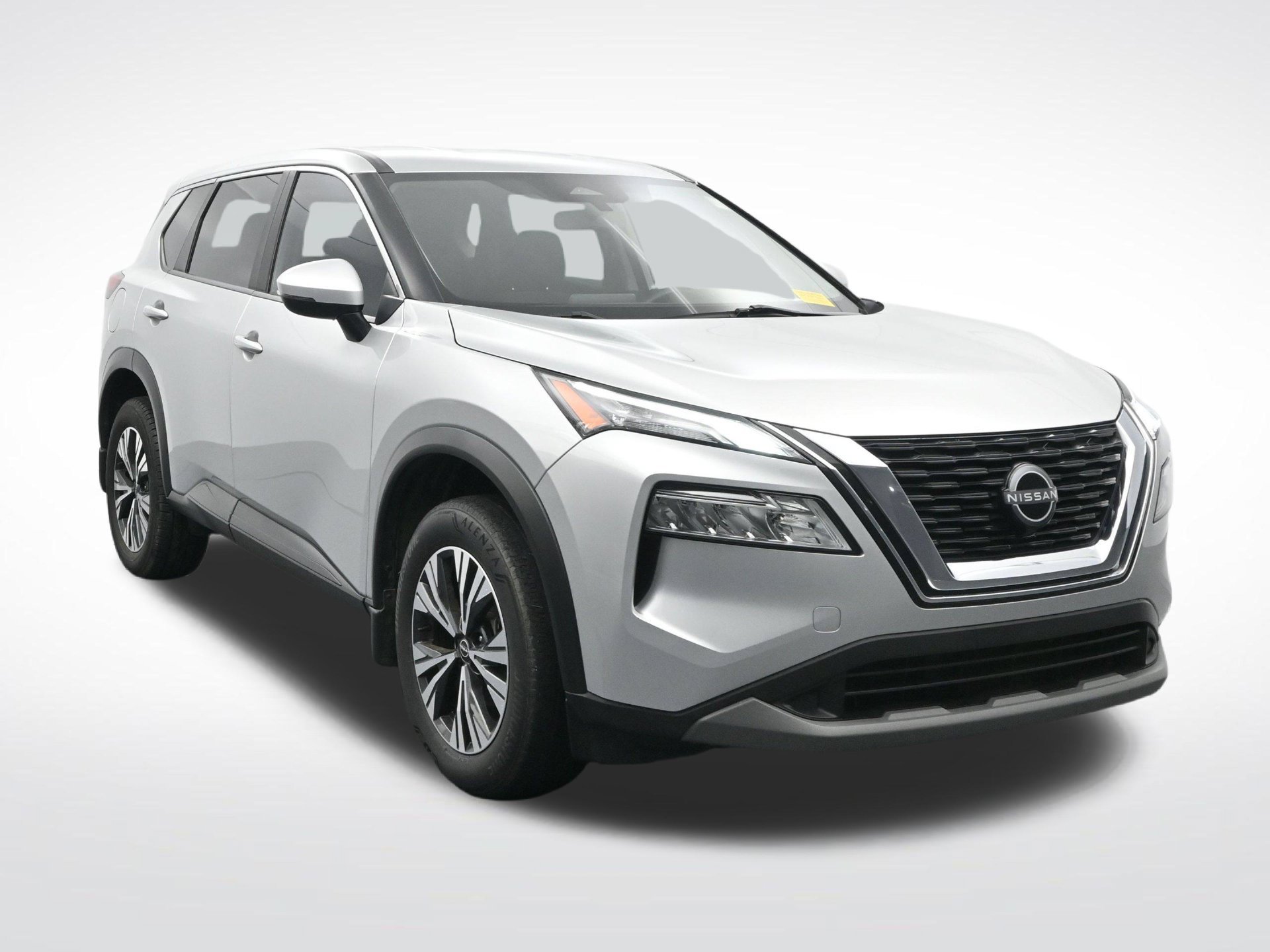 Used 2023 Nissan Rogue SV FWD image 3