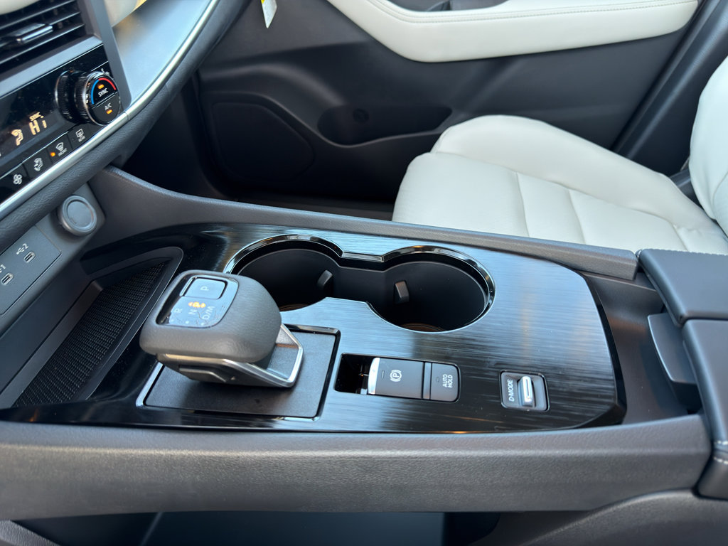 New 2026 Nissan Rogue Dark Armor image 26