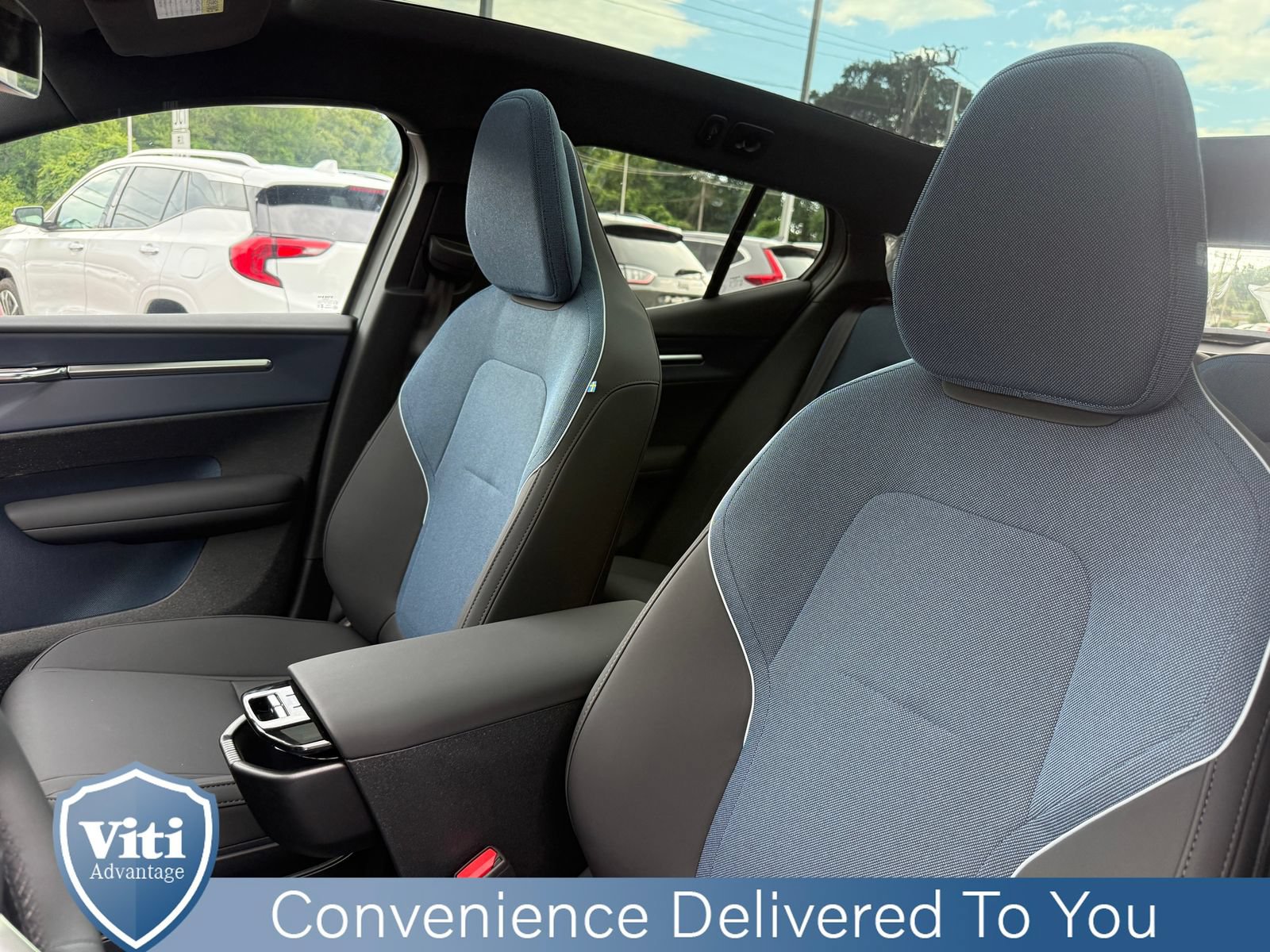 New 2026 Volvo EX30 Ultra w/ Protection Package Premier AWD/4WD image 12