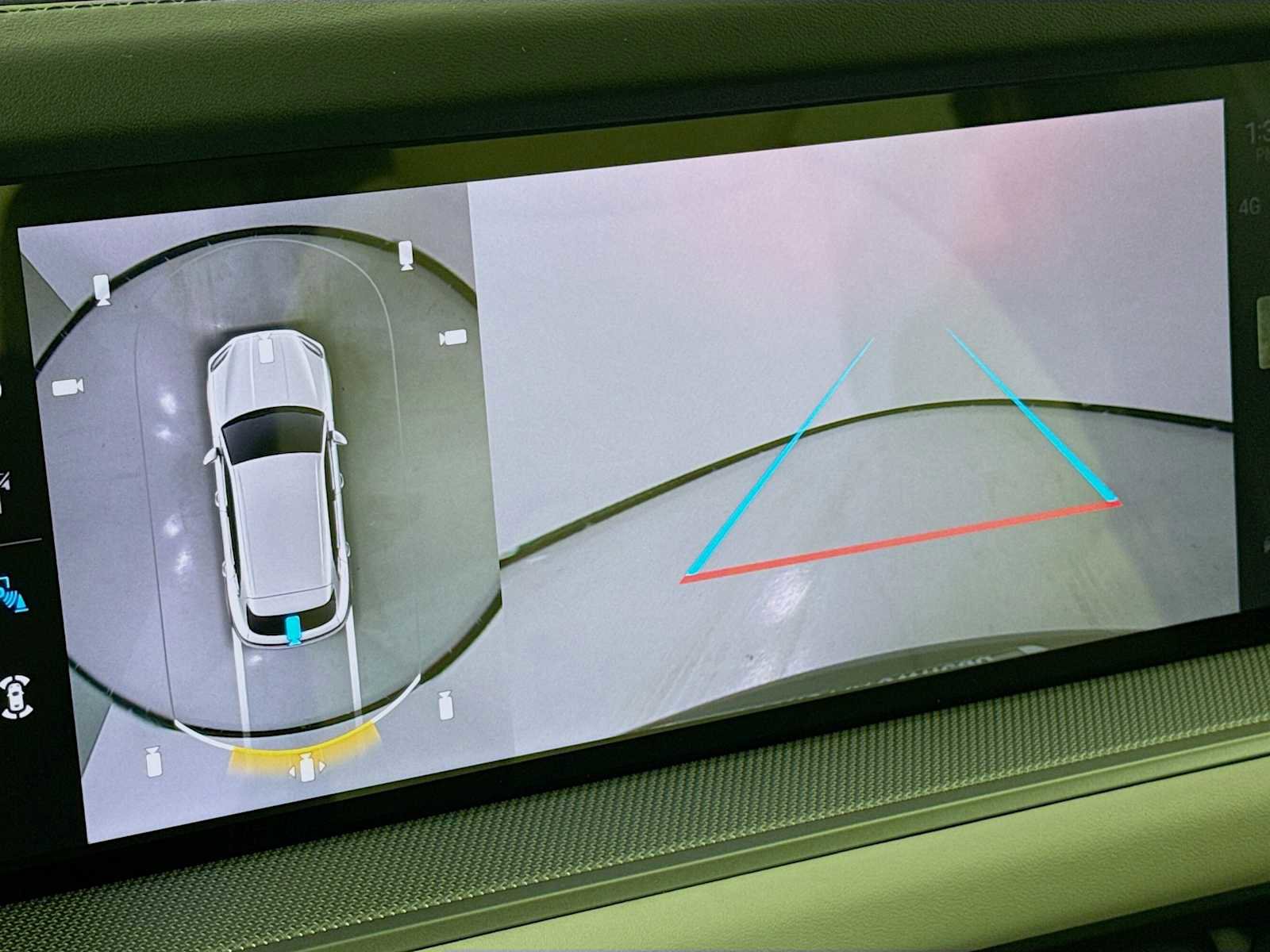 New 2026 Porsche Cayenne image 19