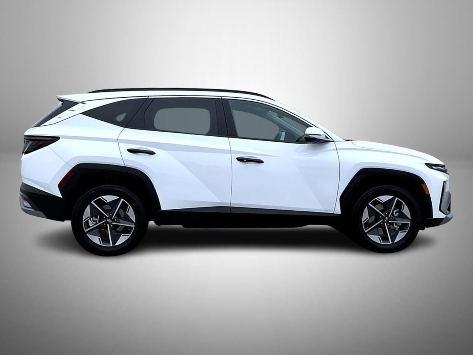 Certified 2025 Hyundai Tucson SEL AWD/4WD image 4