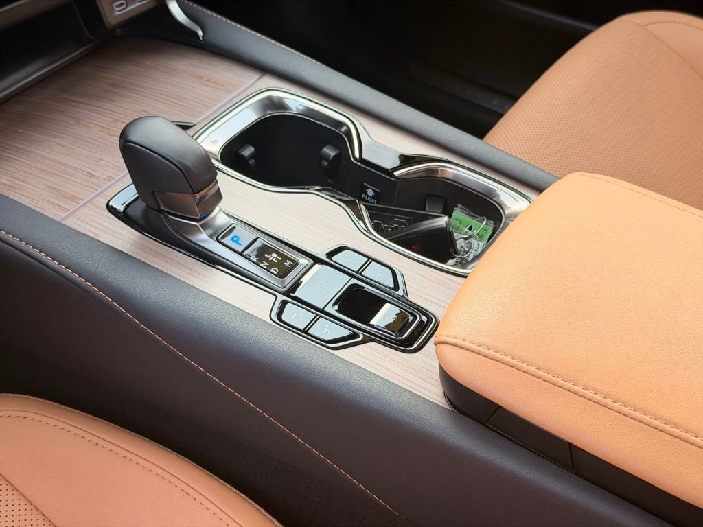Used 2024 Lexus RX 350 Premium w/ Accessory Package (Z1) AWD/4WD image 22