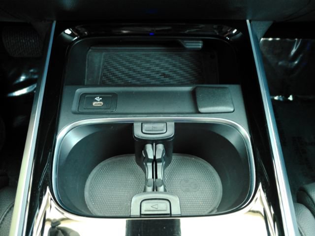 Used 2024 Mercedes-Benz GLB 250 w/ Exclusive Package image 46