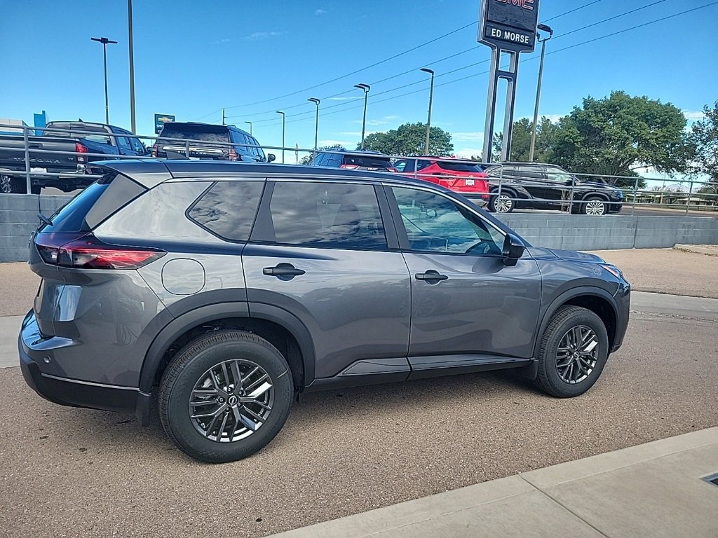 New 2026 Nissan Rogue S image 8