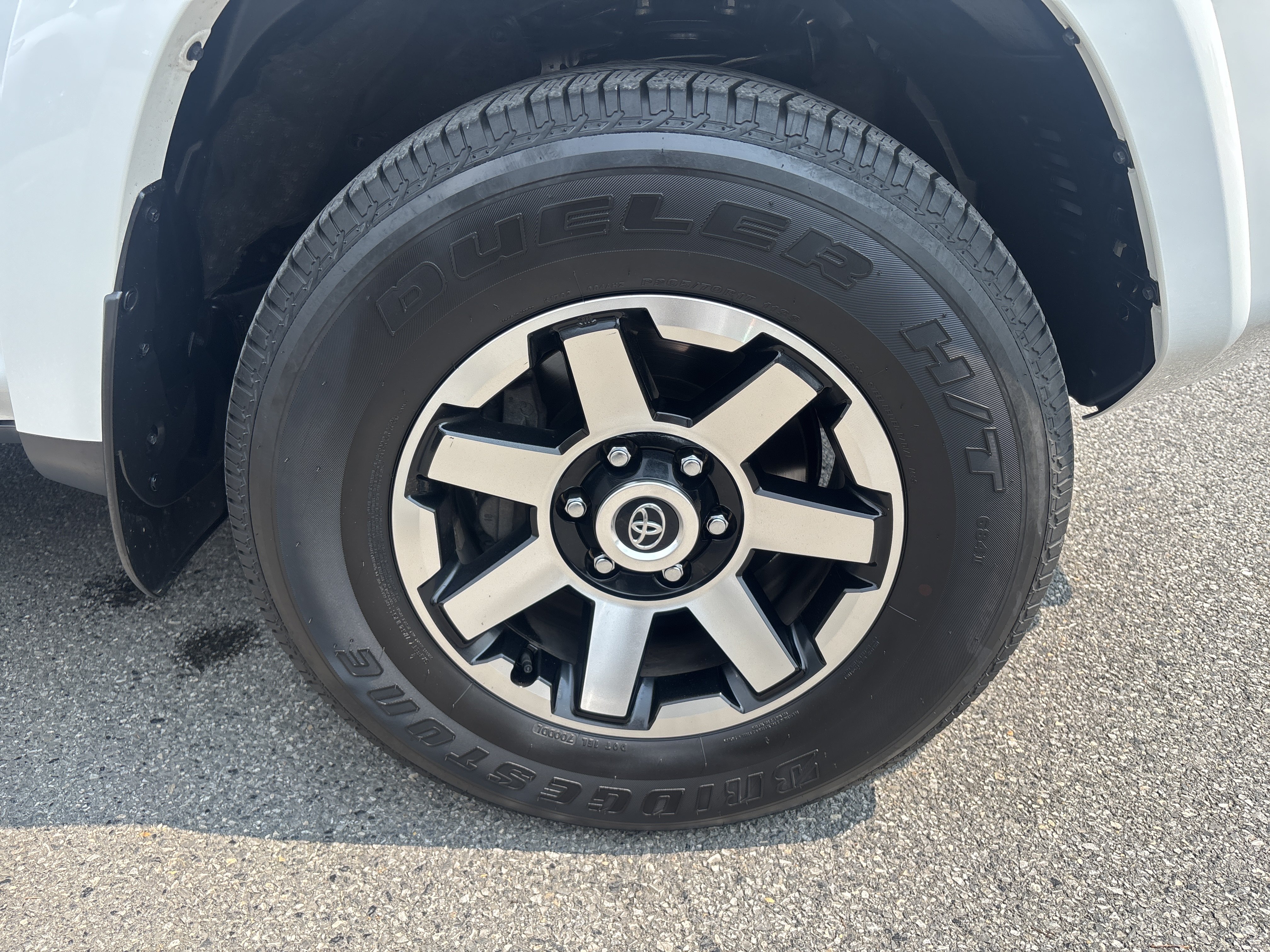 Used 2024 Toyota 4Runner TRD Off-Road Premium w/ Off Road Premium Plus Package AWD/4WD image 22