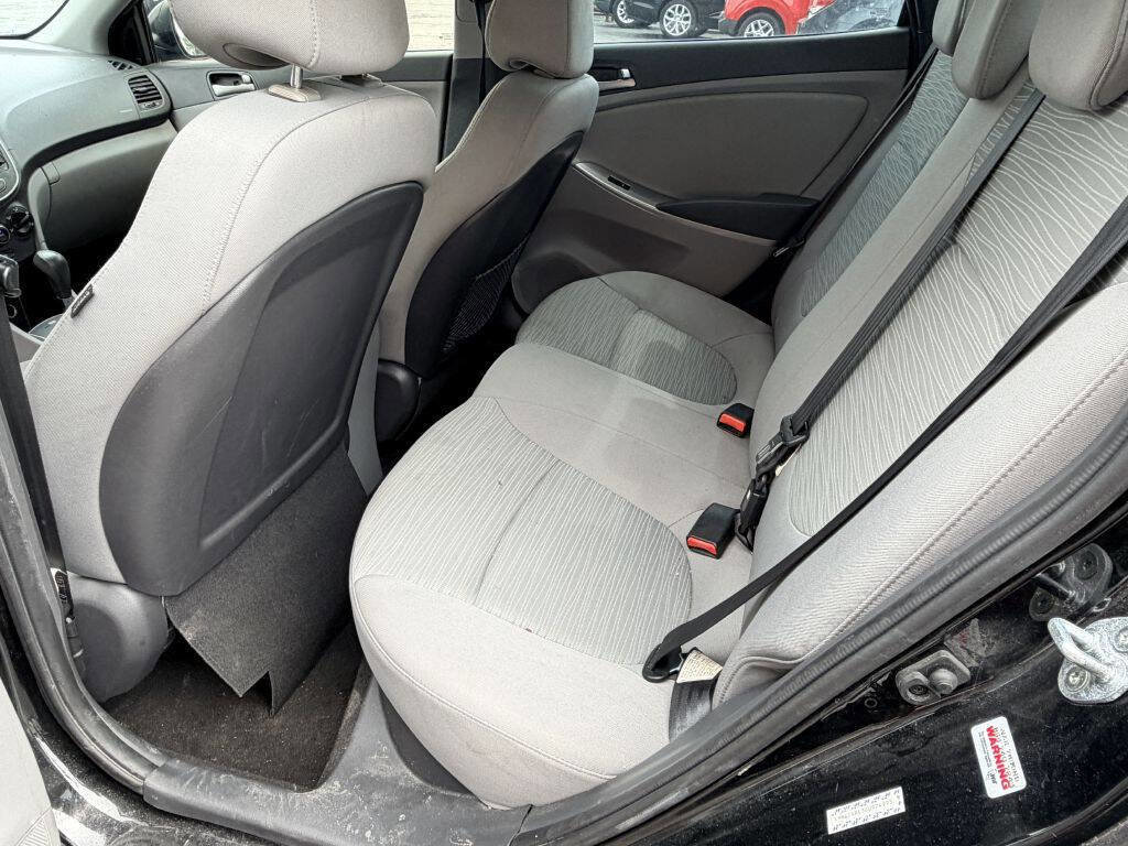 Used 2016 Hyundai Accent SE w/ Option Group 02 image 5