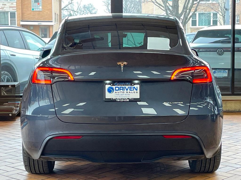 Used 2023 Tesla Model Y Long Range image 10