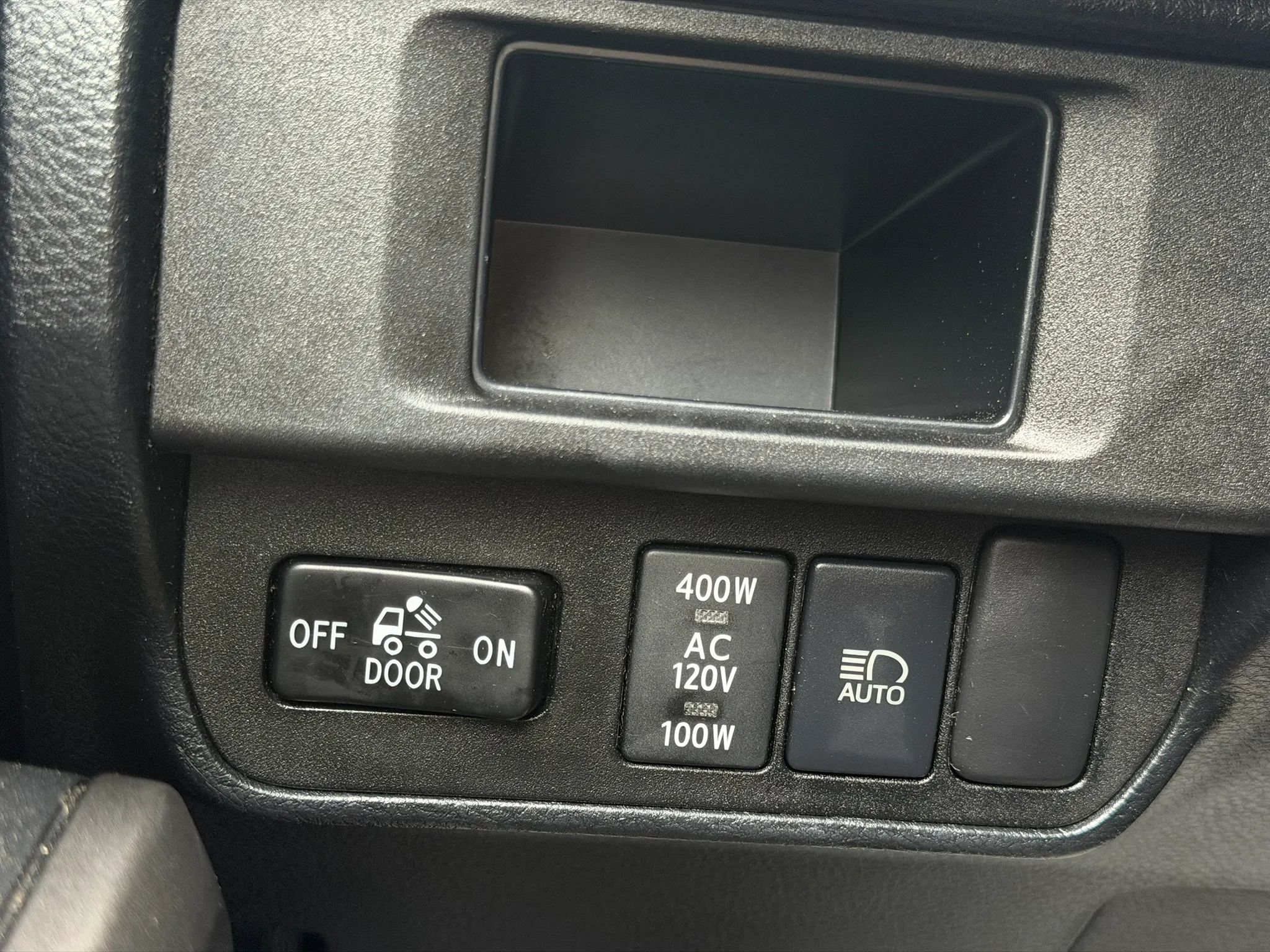 Used 2019 Toyota Tacoma TRD Off-Road RWD image 23