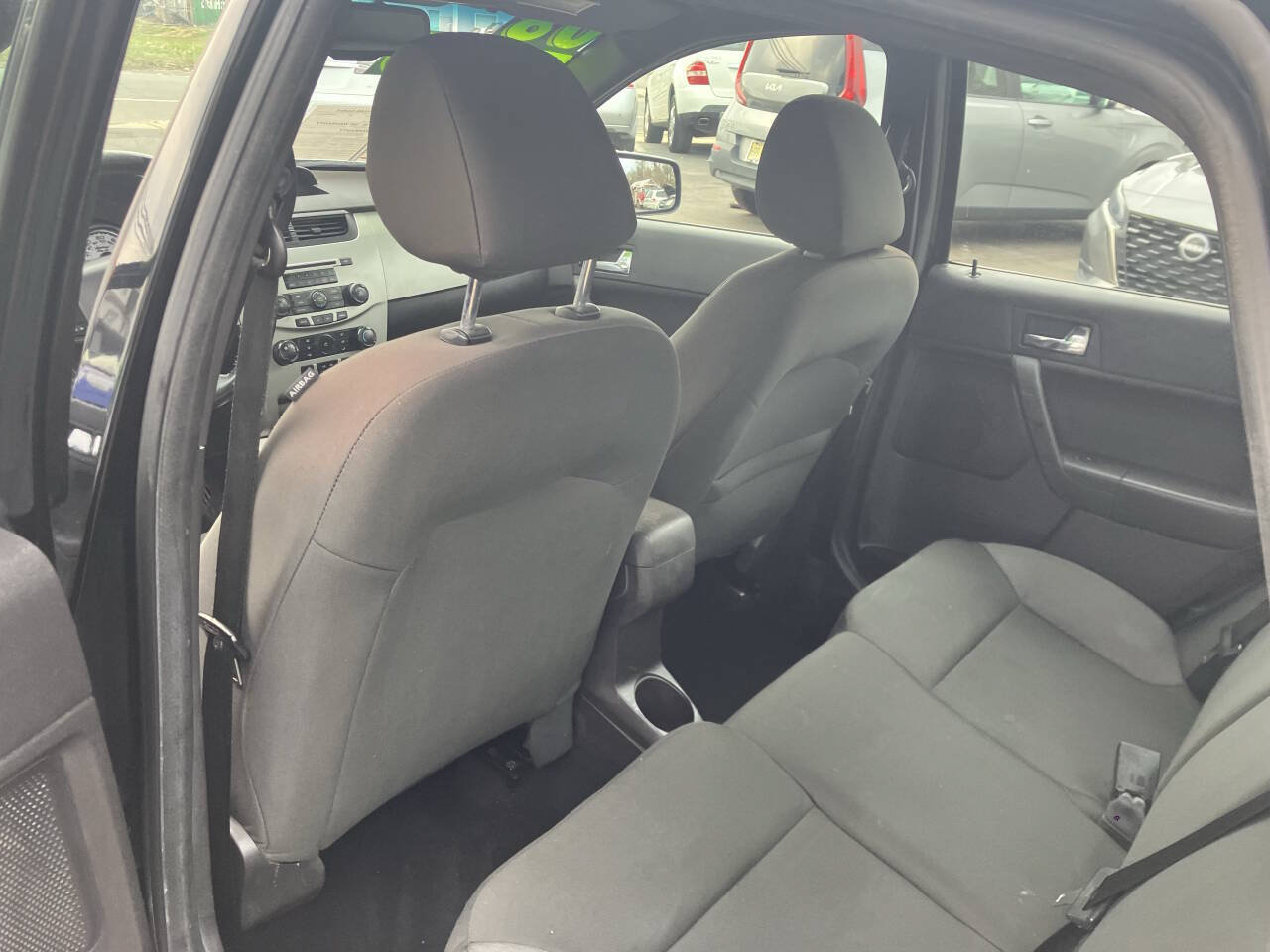 Used 2008 Ford Focus SES FWD image 26