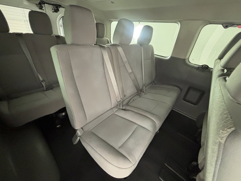 Used 2018 Nissan NV 3500 S image 34