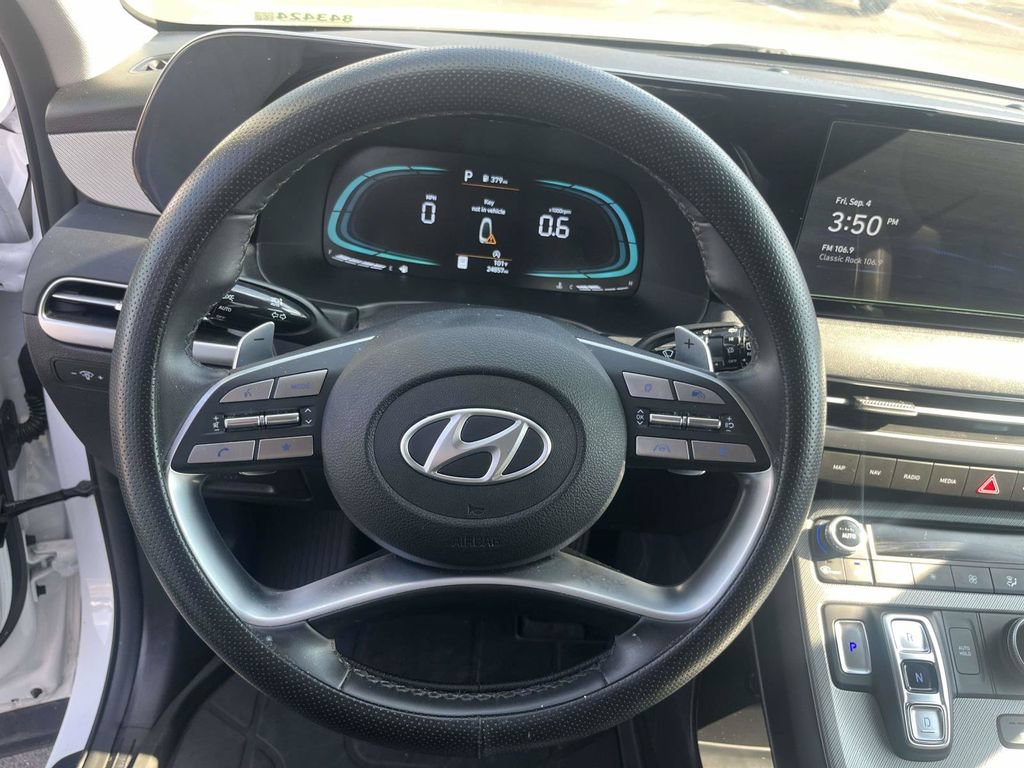 Certified 2025 Hyundai Palisade SEL FWD image 18