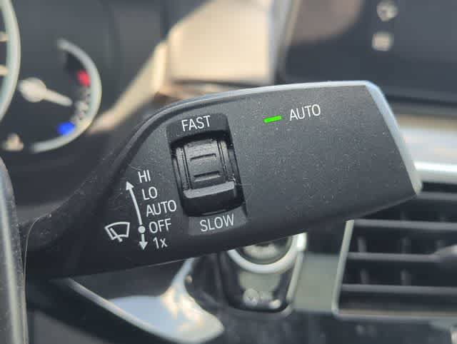 Used 2018 BMW 540i RWD image 27
