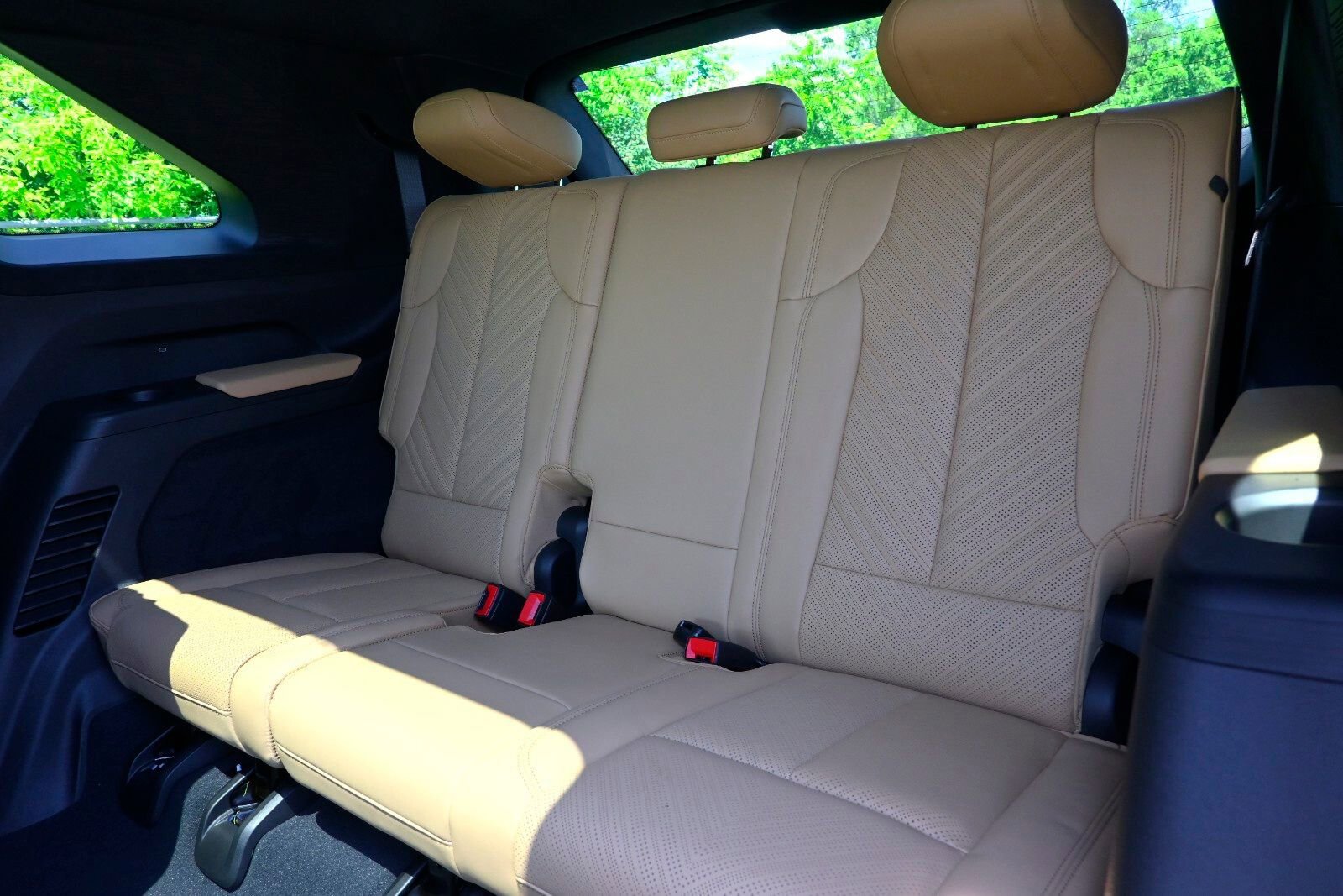 New 2025 Cadillac Escalade IQ Luxury 2 AWD/4WD image 32