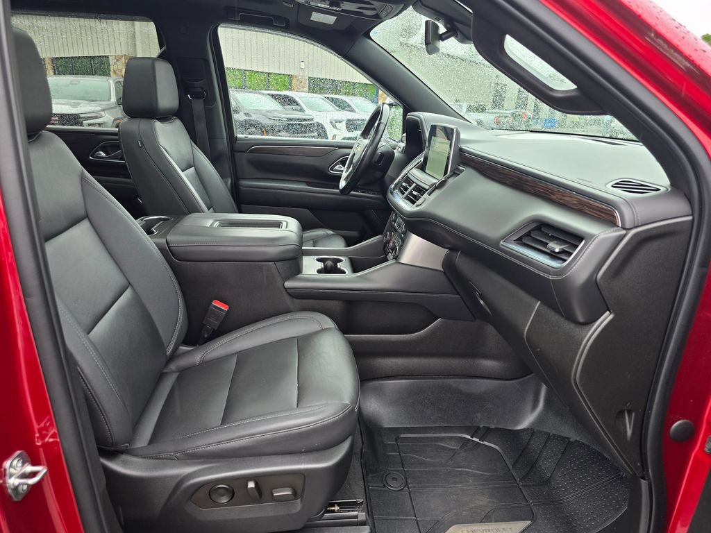 Certified 2022 Chevrolet Tahoe LT w/ LT Signature Package AWD/4WD image 32