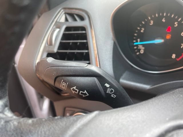 Used 2018 Ford Escape Titanium w/ Ford Safe & Smart Package AWD/4WD image 28