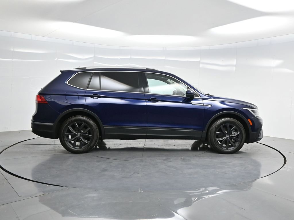 Used 2024 Volkswagen Tiguan SE image 33
