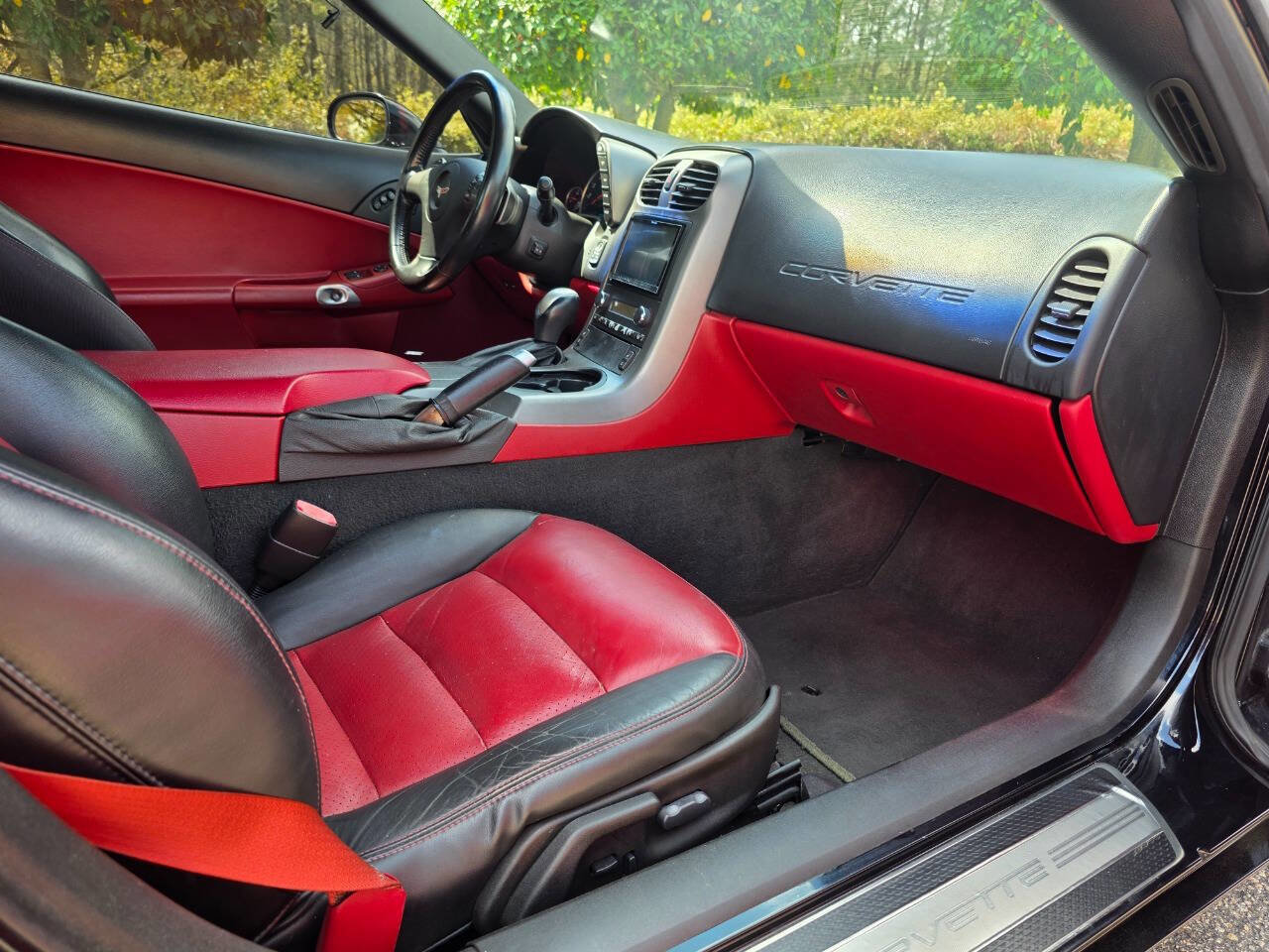 Used 2007 Chevrolet Corvette Convertible w/ Preferred Equipment Group image 26