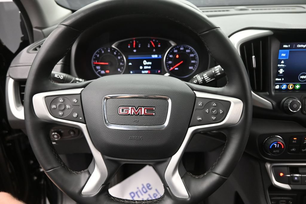 Used 2024 GMC Terrain SLT AWD/4WD image 25