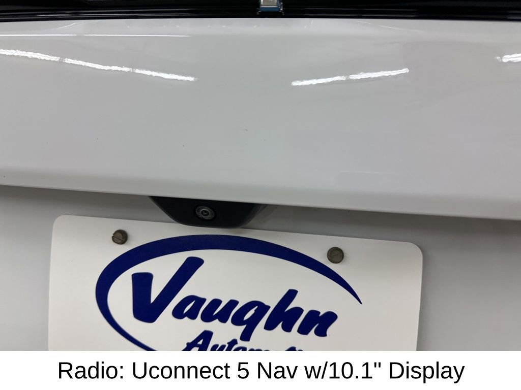 Used 2023 Jeep Grand Cherokee 4WD 4xe image 16