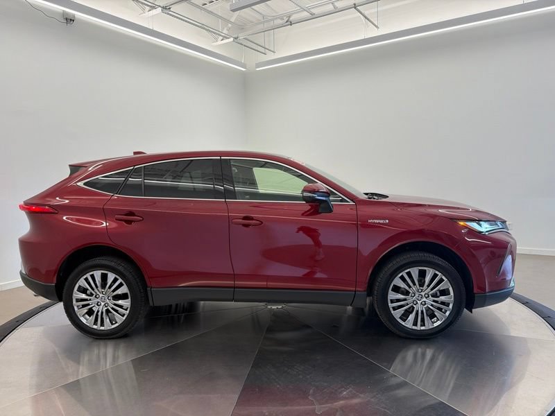 Used 2021 Toyota Venza Limited w/ Advanced Technology Package AWD/4WD image 2