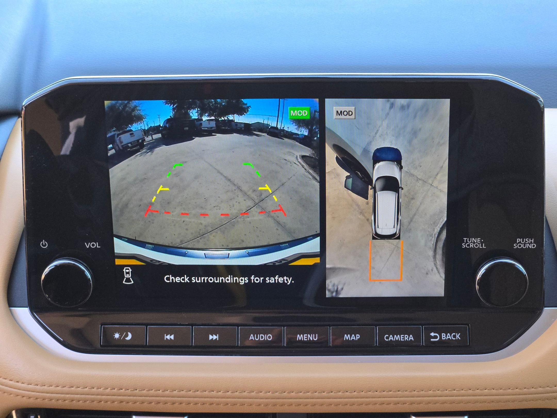 Used 2023 Nissan Rogue Platinum w/ Platinum Premium Package image 18