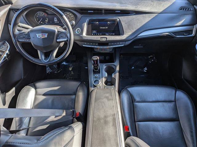 Used 2023 Cadillac XT4 Premium Luxury image 17
