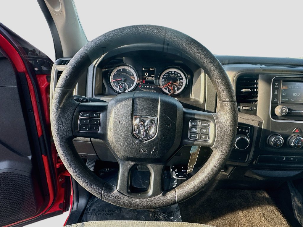 Used 2017 RAM 1500 Express RWD image 11