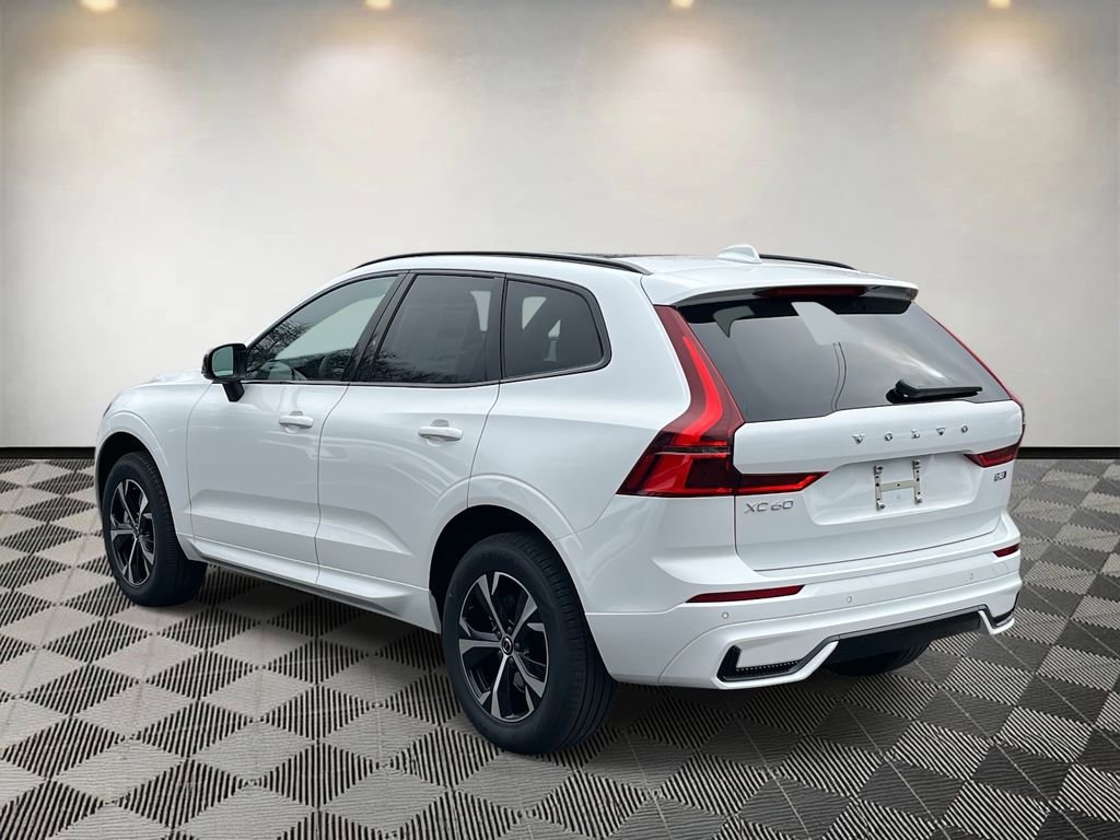 New 2026 Volvo XC60 B5 Core w/ Climate Package image 5