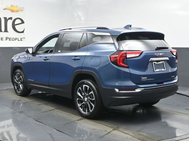 Used 2024 GMC Terrain SLT w/ Infotainment Package II image 35