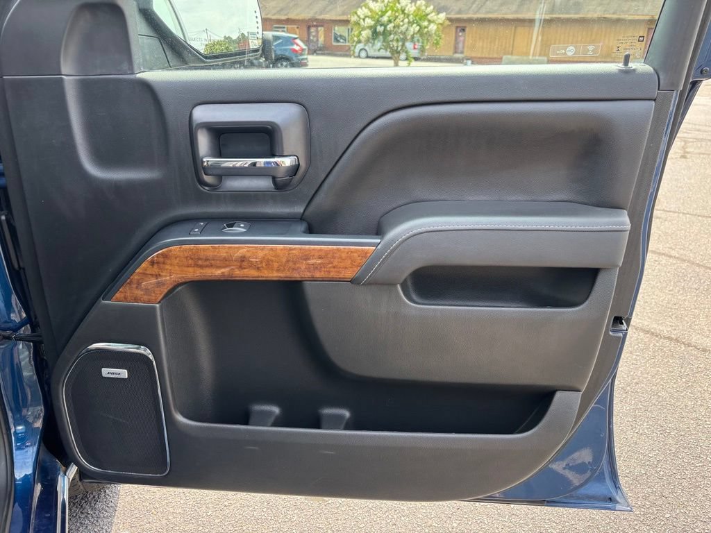 Used 2017 Chevrolet Silverado 1500 High Country RWD image 25