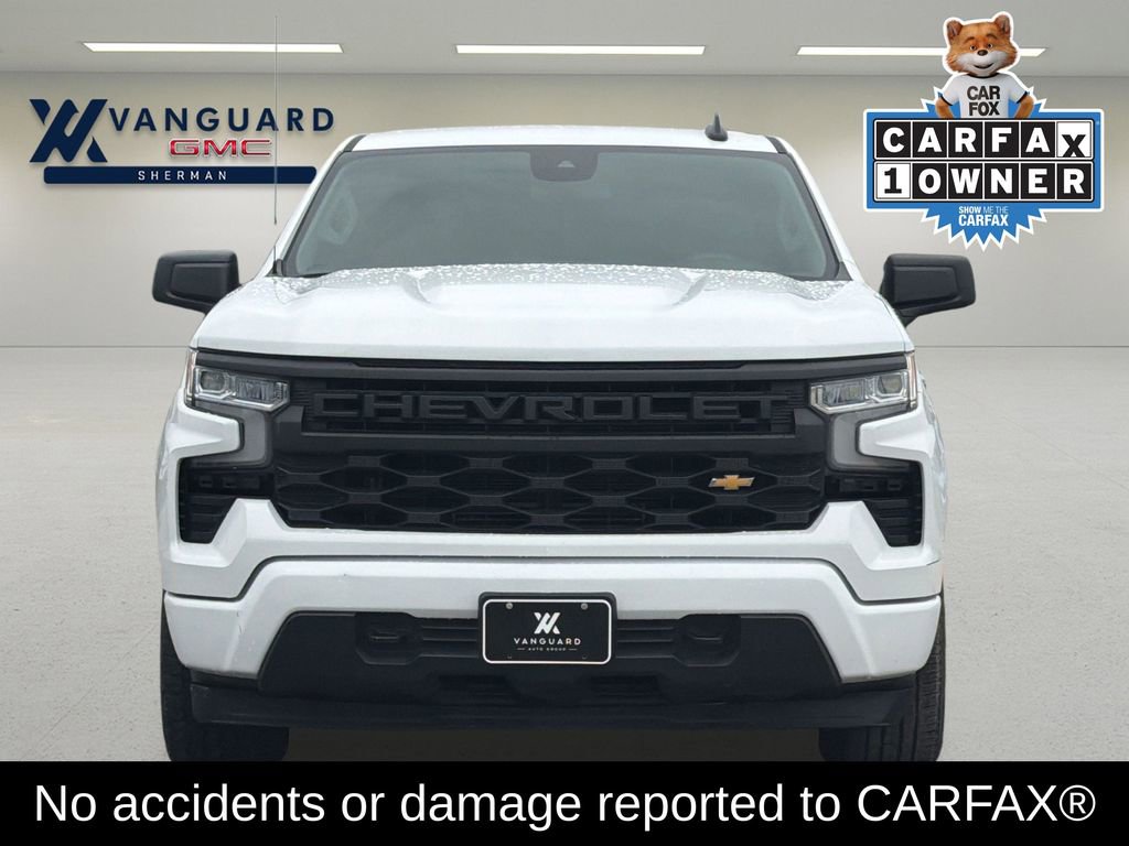 Used 2024 Chevrolet Silverado 1500 Custom image 2