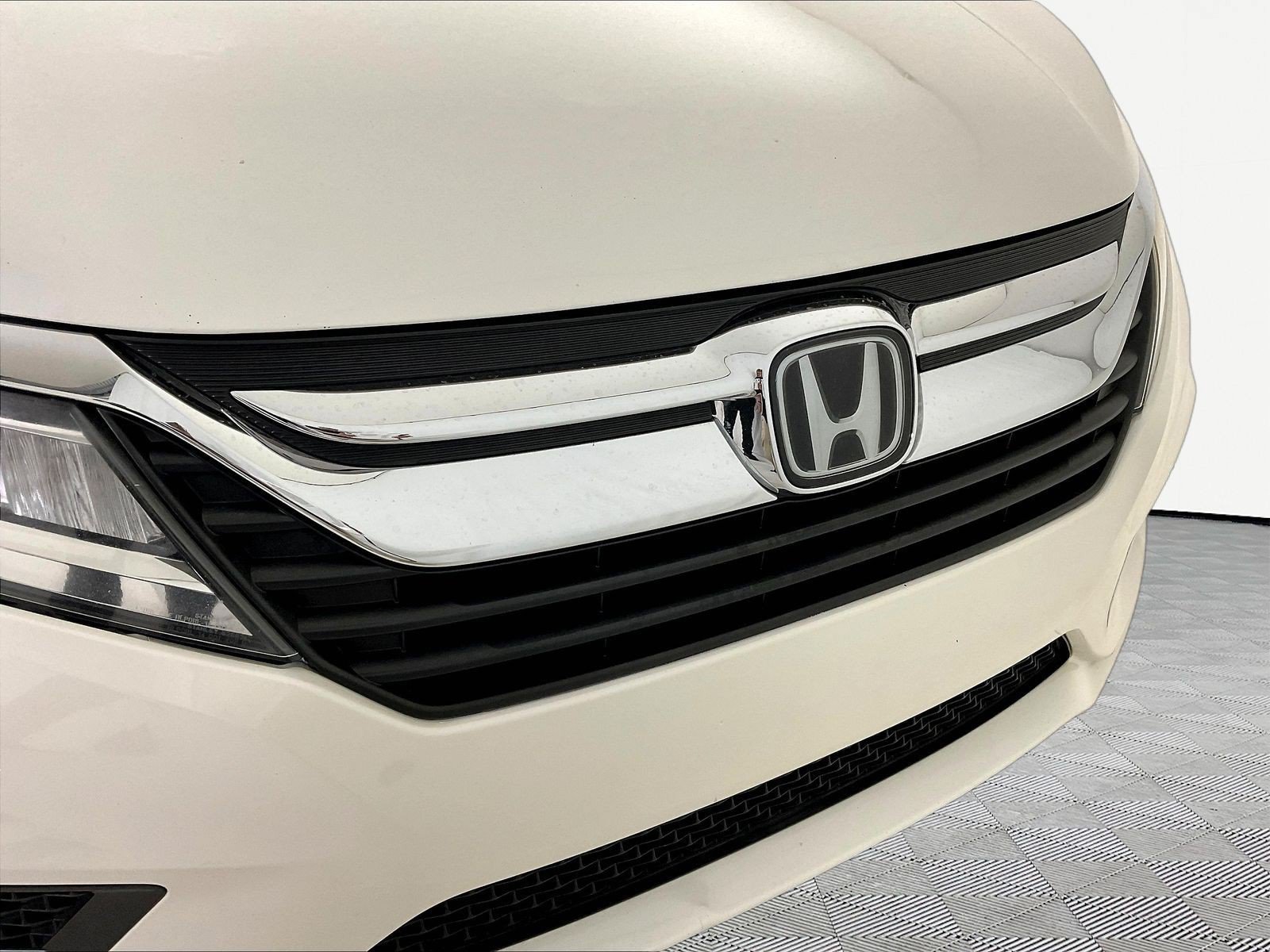 Used 2019 Honda Odyssey Elite image 34