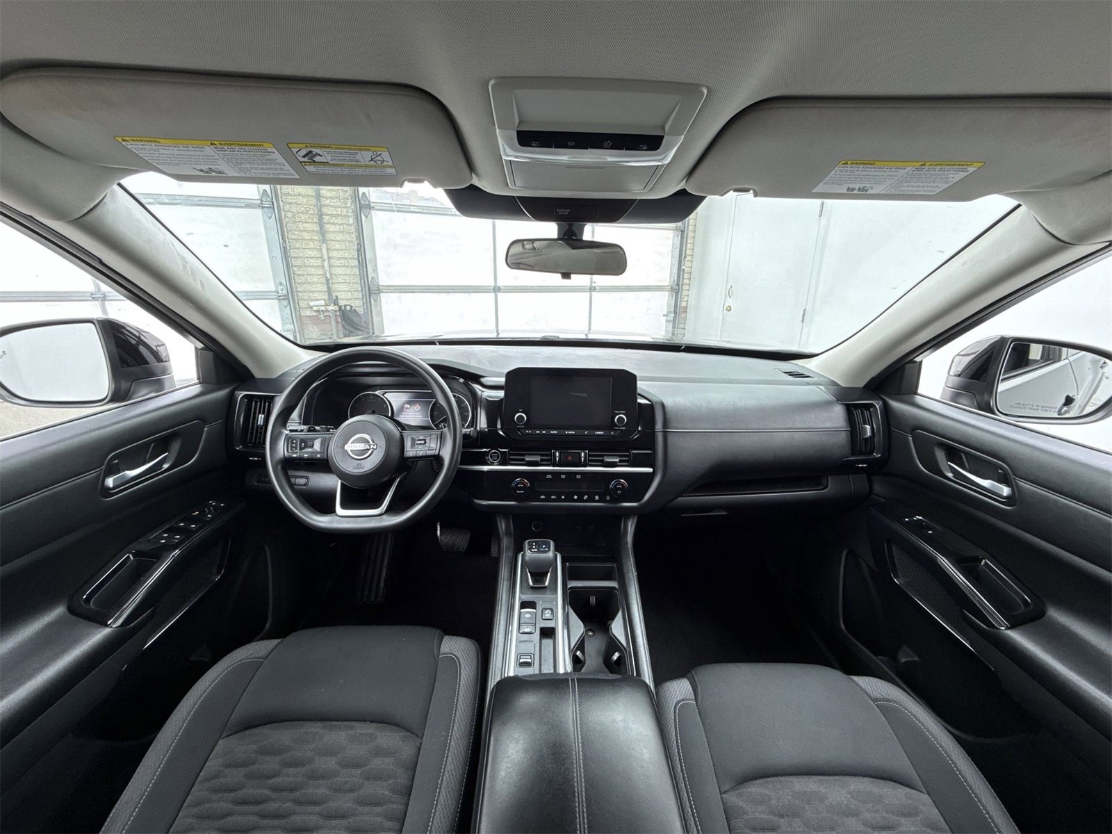 Used 2022 Nissan Pathfinder S image 21